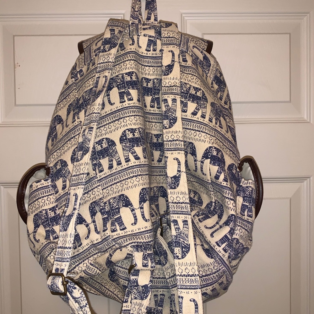 Book bag - Picture 2 of 5